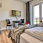 Apartmán Osiedle Skalne - Blisko Western City, Wypozyczalni Quadow - By Royal Aparts *