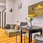 Osiedle Skalne - Blisko Western City, Wypozyczalni Quadow - By Royal Aparts Apartmán