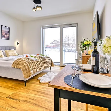 Apartamento Osiedle Skalne - Blisko Western City, Wypożyczalni Quadów - By Royal Aparts *