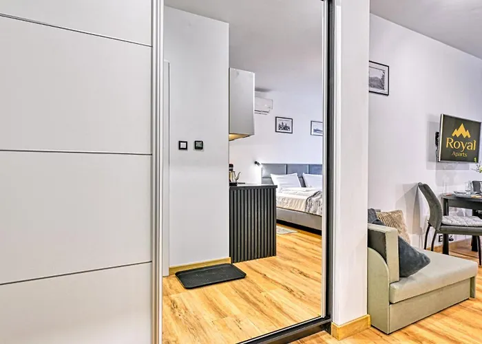 Osiedle Skalne - Blisko Western City, Wypozyczalni Quadow - By Royal Aparts *