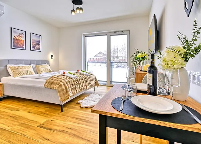 Apartament Osiedle Skalne - Blisko Western City, Wypożyczalni Quadów - By Royal Aparts *